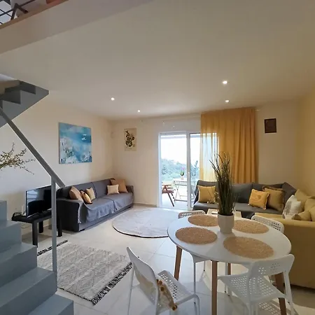 Altheas Maisonettes *