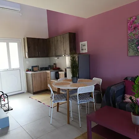 Altheas Maisonettes קסילוקסטרו