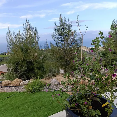 Altheas Maisonettes 公寓