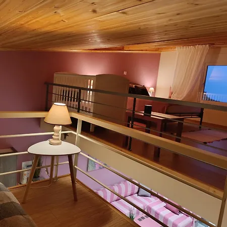 Altheas Maisonettes * קסילוקסטרו