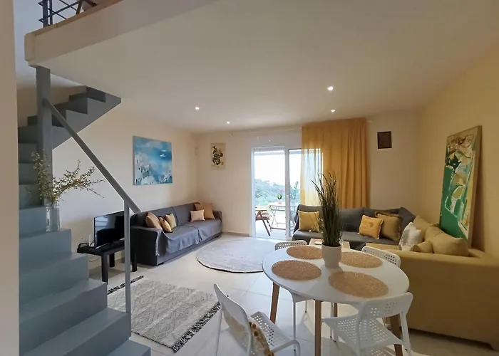 Altheas Maisonettes *