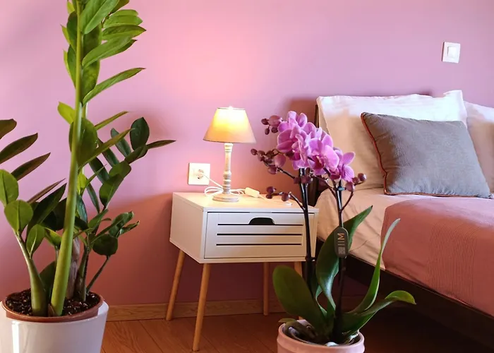 Altheas Maisonettes *